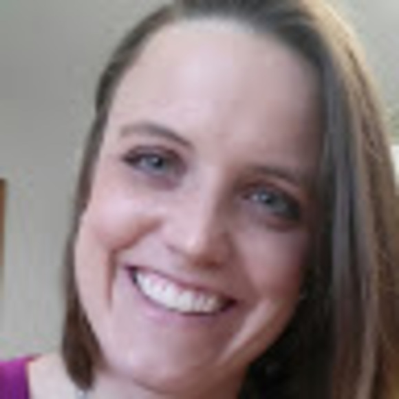 Meet your Posher, Katy - Picture 1 of 1